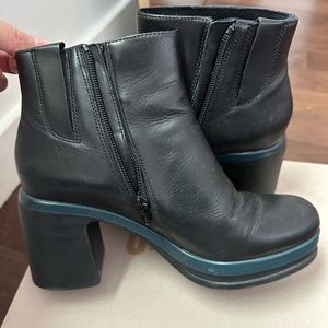 Camper Alice Leather Boots - K400198